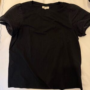 Madewell Black Short Sleeve Tee with Textured Sleeves